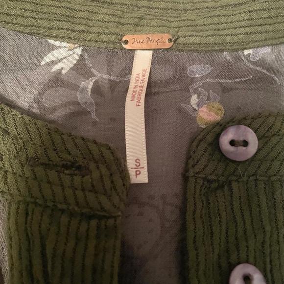 Free people thin throw over  SZ small - Picture 2 of 2